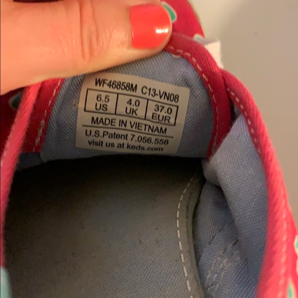 T Swift Keds - Picture 6 of 6